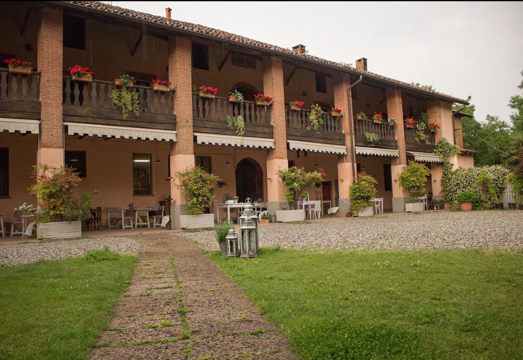 Agriturismo Cascina Magana Burago di Molgora Exterior foto